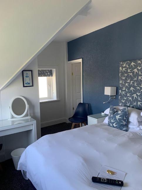 The Red House Guest House Falmouth Rum bild
